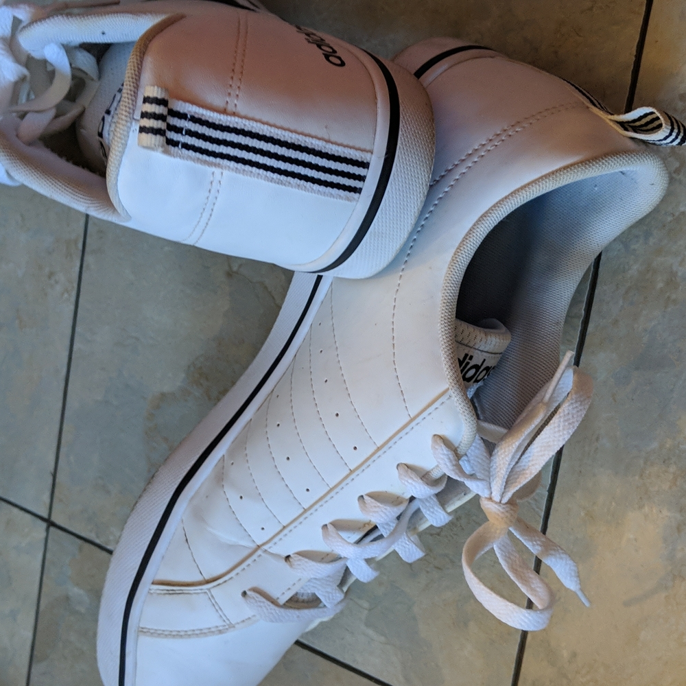 Men's white Adidas - Picture 6 of 6